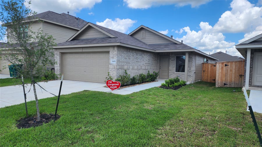 Property photo for 18659 Cepagatti Dr, New Caney, TX