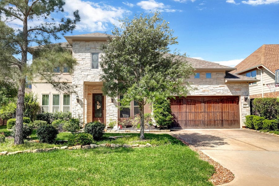 Property photo for 103 Birch Canoe Drive, Tomball, TX