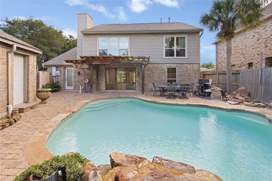 Property photo for 4134 Lakepointe Forest Drive, Seabrook, TX