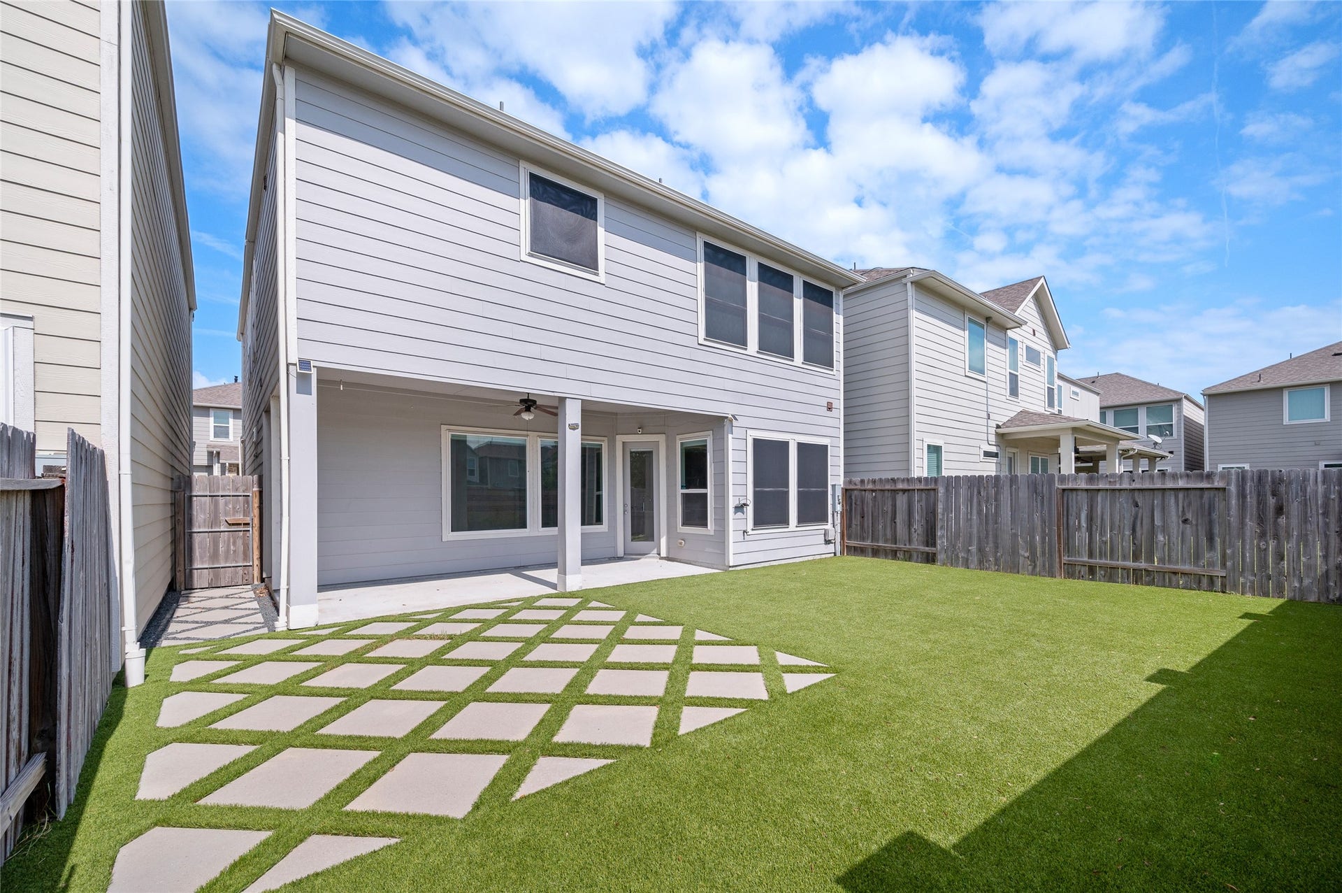 10013 Steeple Farms Drive, Houston, TX 77080 10013 Steeple Farms Drive, Houston, TX 77080