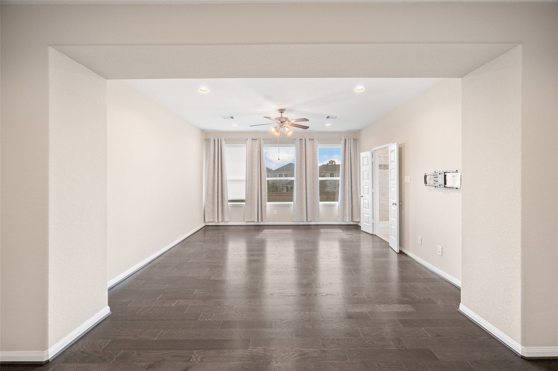 10013 Steeple Farms Drive, Houston, TX 77080 10013 Steeple Farms Drive, Houston, TX 77080