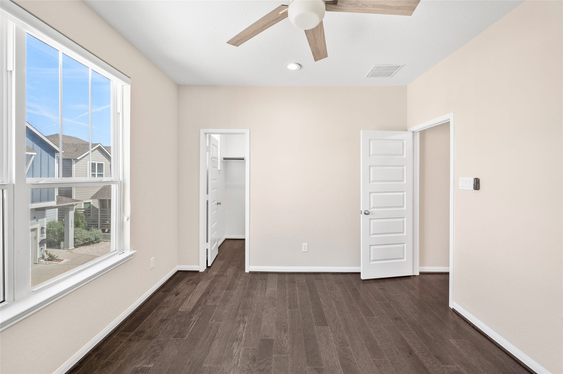 10013 Steeple Farms Drive, Houston, TX 77080 10013 Steeple Farms Drive, Houston, TX 77080