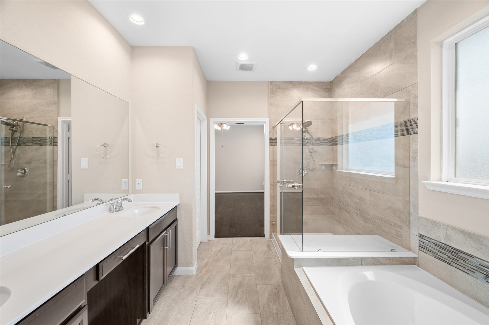 10013 Steeple Farms Drive, Houston, TX 77080 10013 Steeple Farms Drive, Houston, TX 77080
