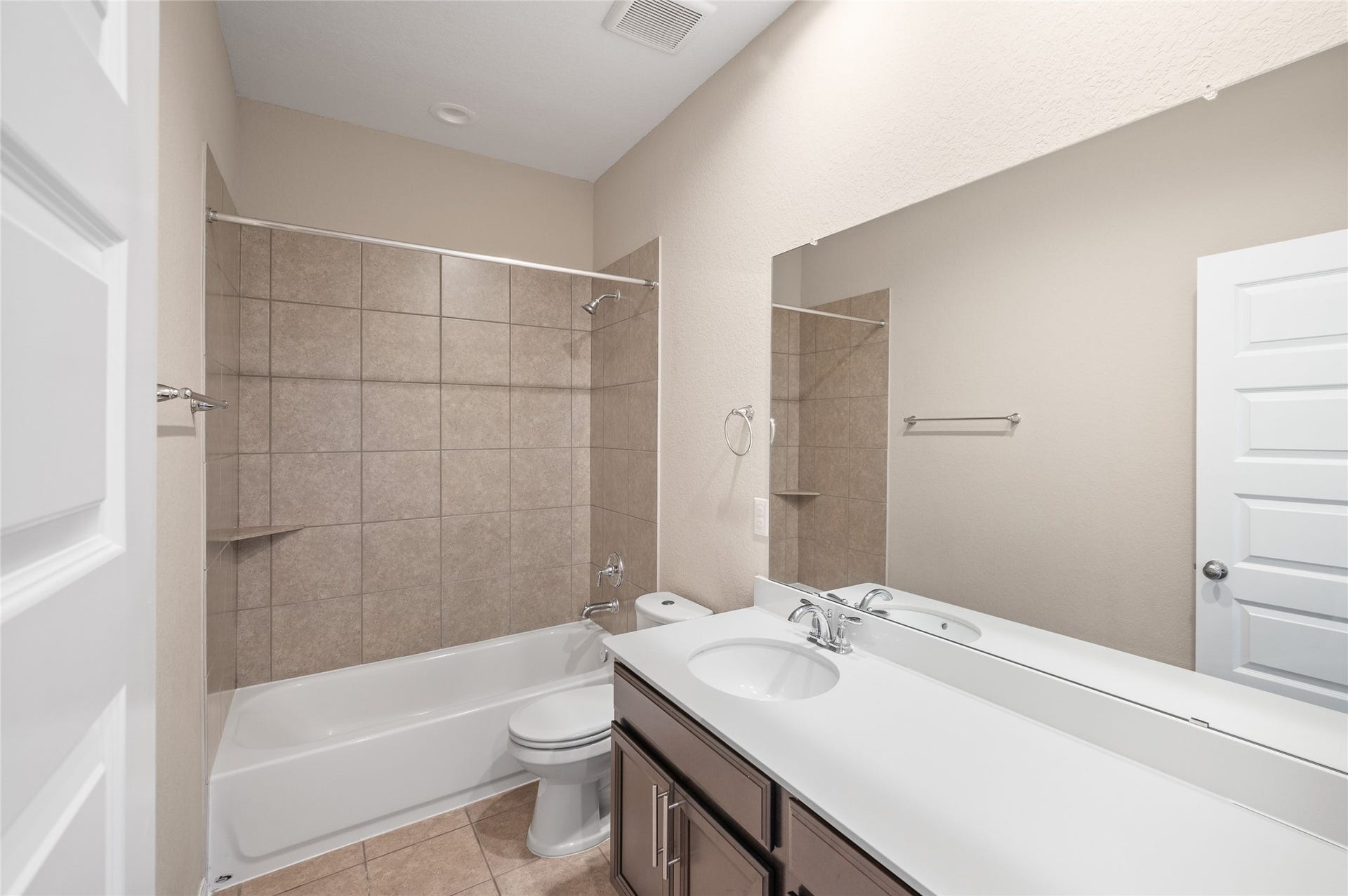 10013 Steeple Farms Drive, Houston, TX 77080 10013 Steeple Farms Drive, Houston, TX 77080