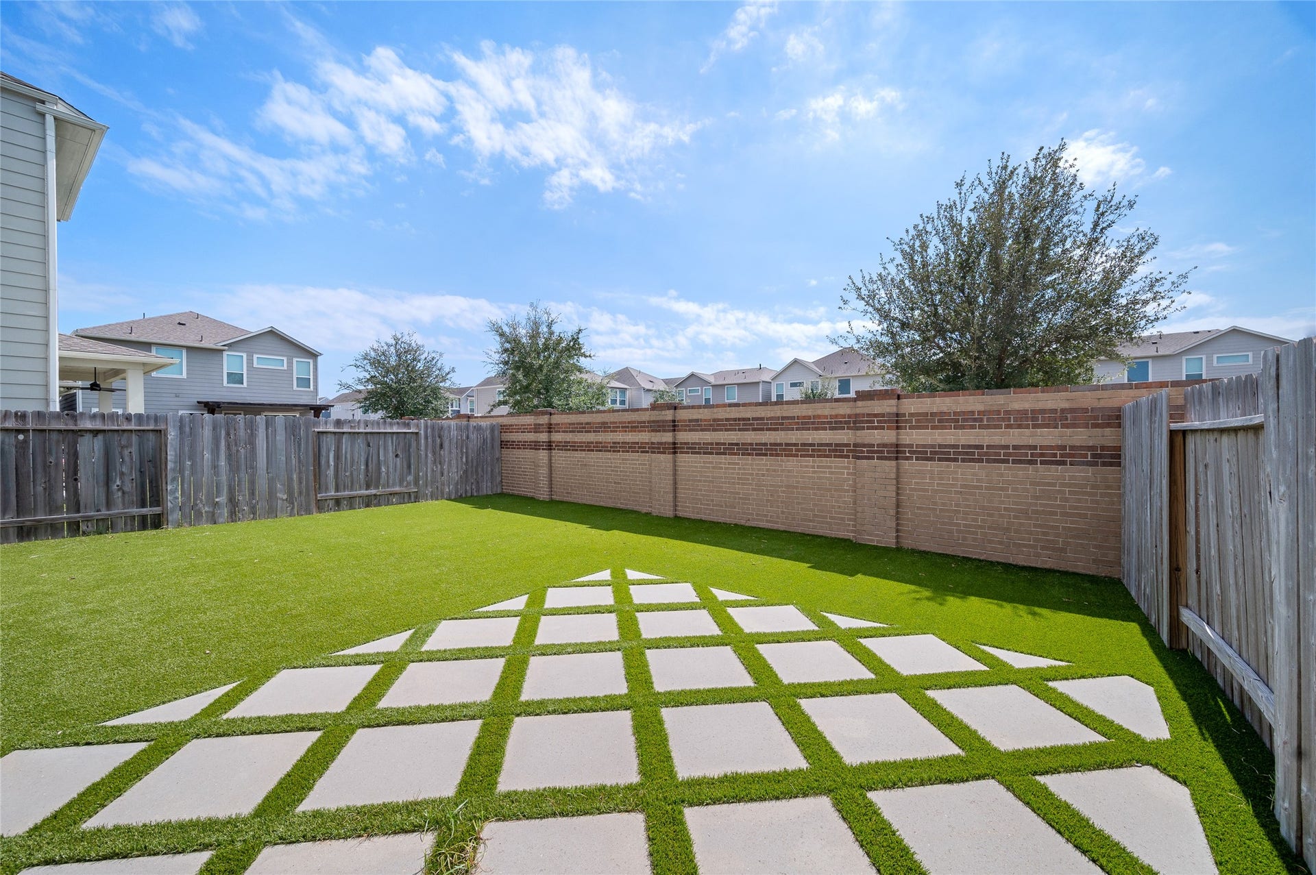 10013 Steeple Farms Drive, Houston, TX 77080 10013 Steeple Farms Drive, Houston, TX 77080