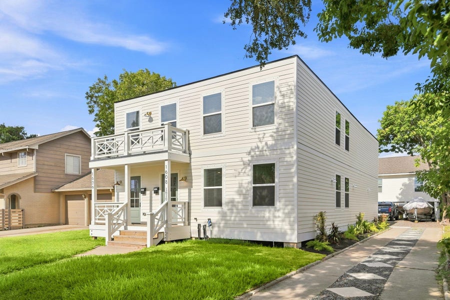 Property photo for 1606 31st Street, #Up, Galveston, TX