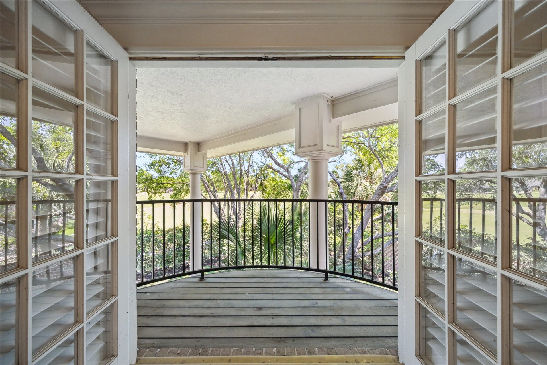38 Scotsmoor Court, Sugar Land, TX 77479 Beautiful upstairs balcony off fourth bedroom.