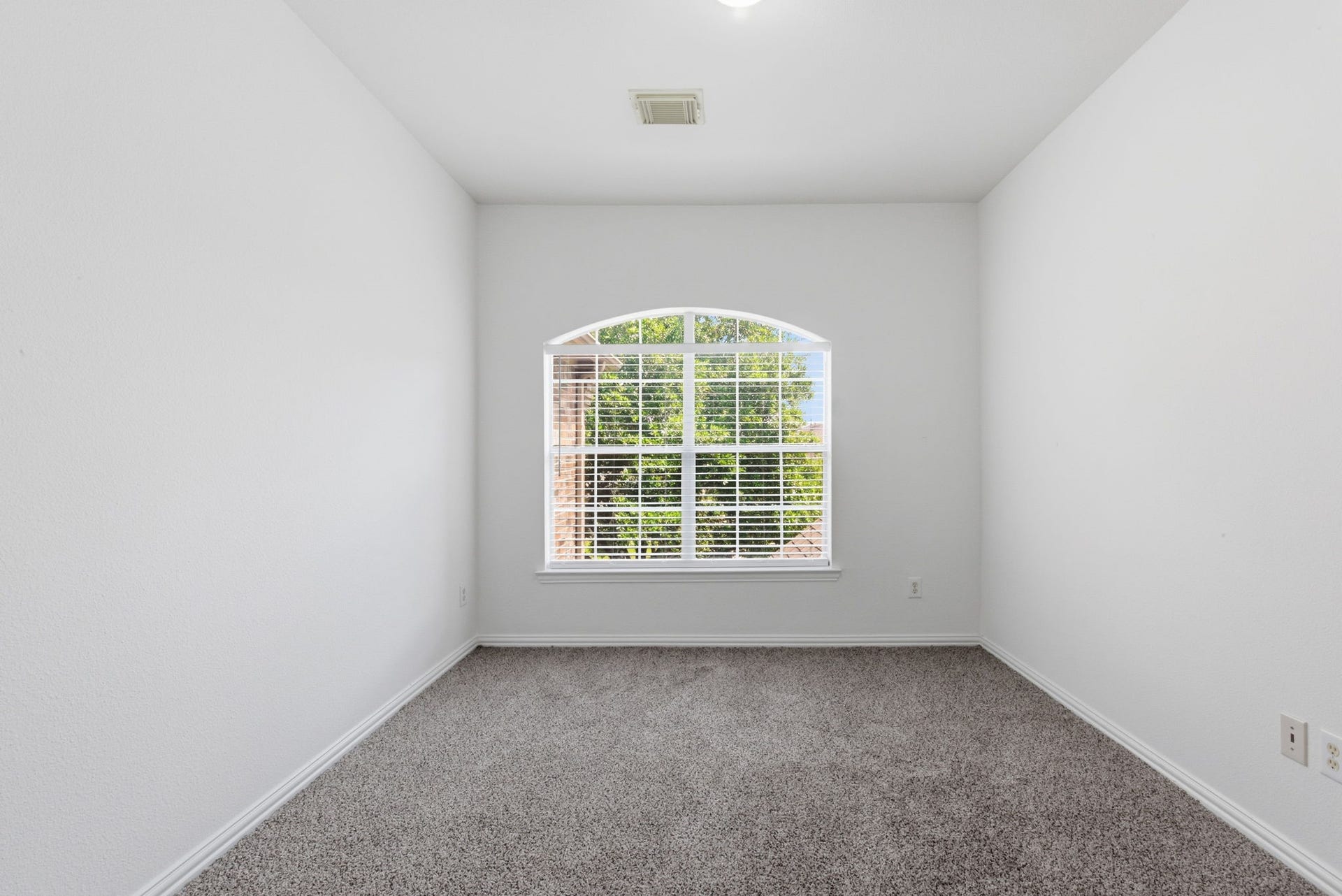 16023 Powder Springs Lane, Houston, TX 77070 Another look at bedroom number two that looks out to the front of the house.