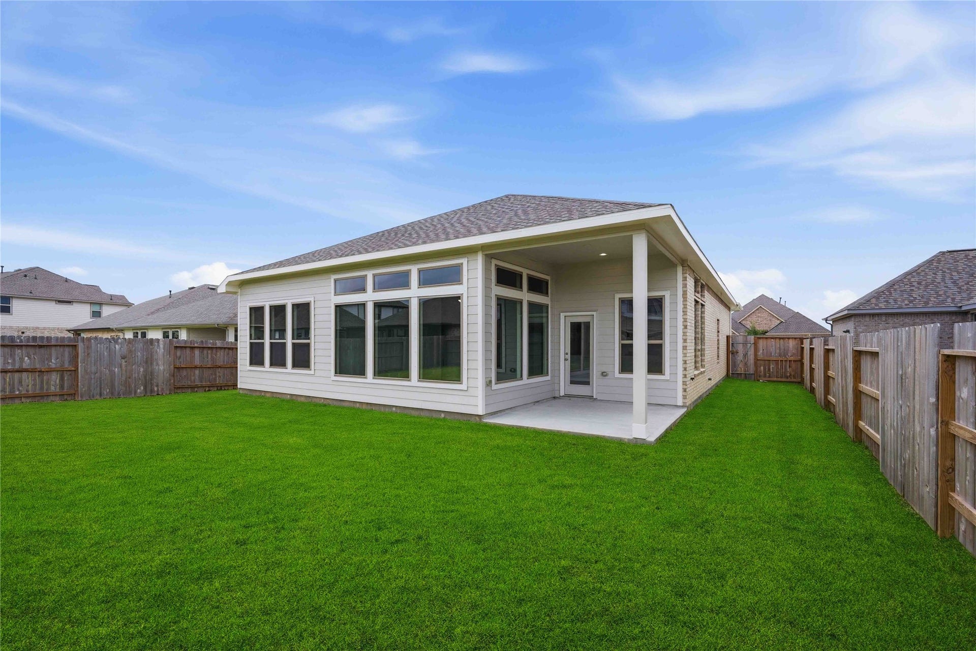 2717 Mackinac Bay Drive, La Marque, TX 77568 2717 Mackinac Bay Drive, La Marque, TX 77568