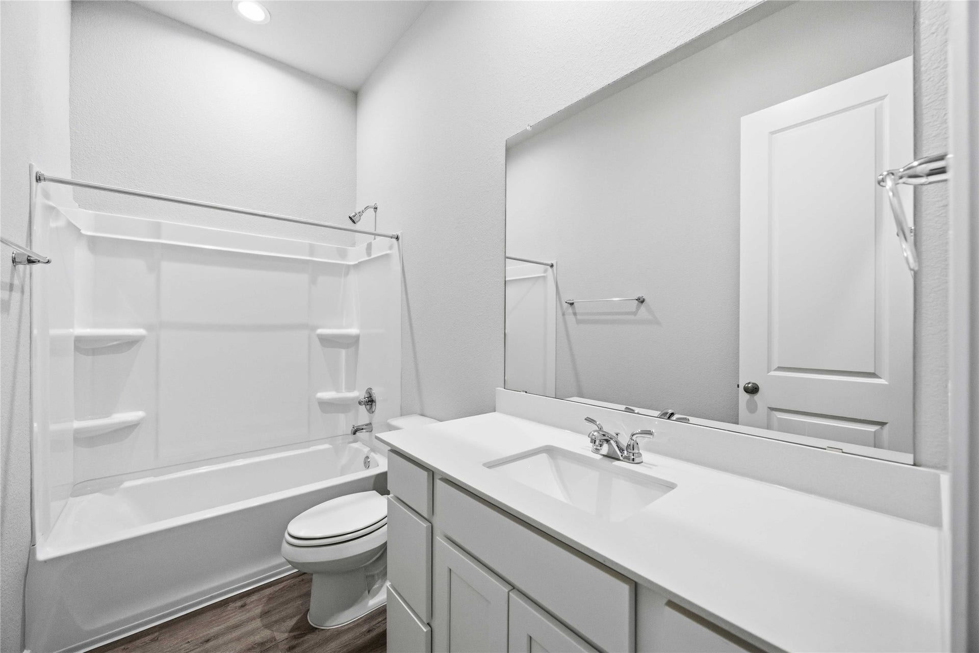 2717 Mackinac Bay Drive, La Marque, TX 77568 2717 Mackinac Bay Drive, La Marque, TX 77568