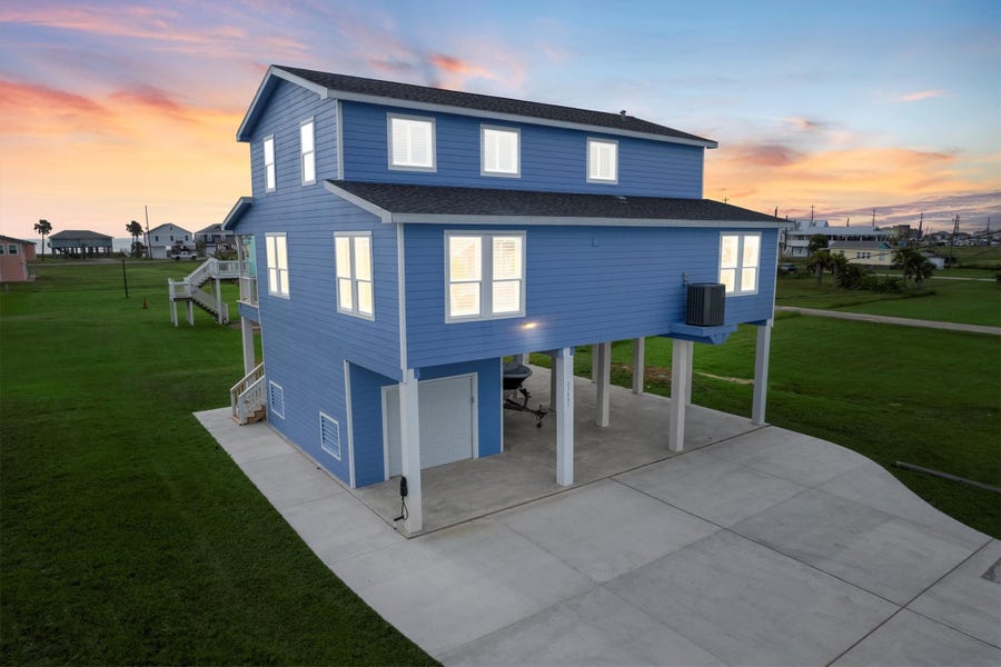 Property photo for 23401 4th Avenue, Galveston, TX