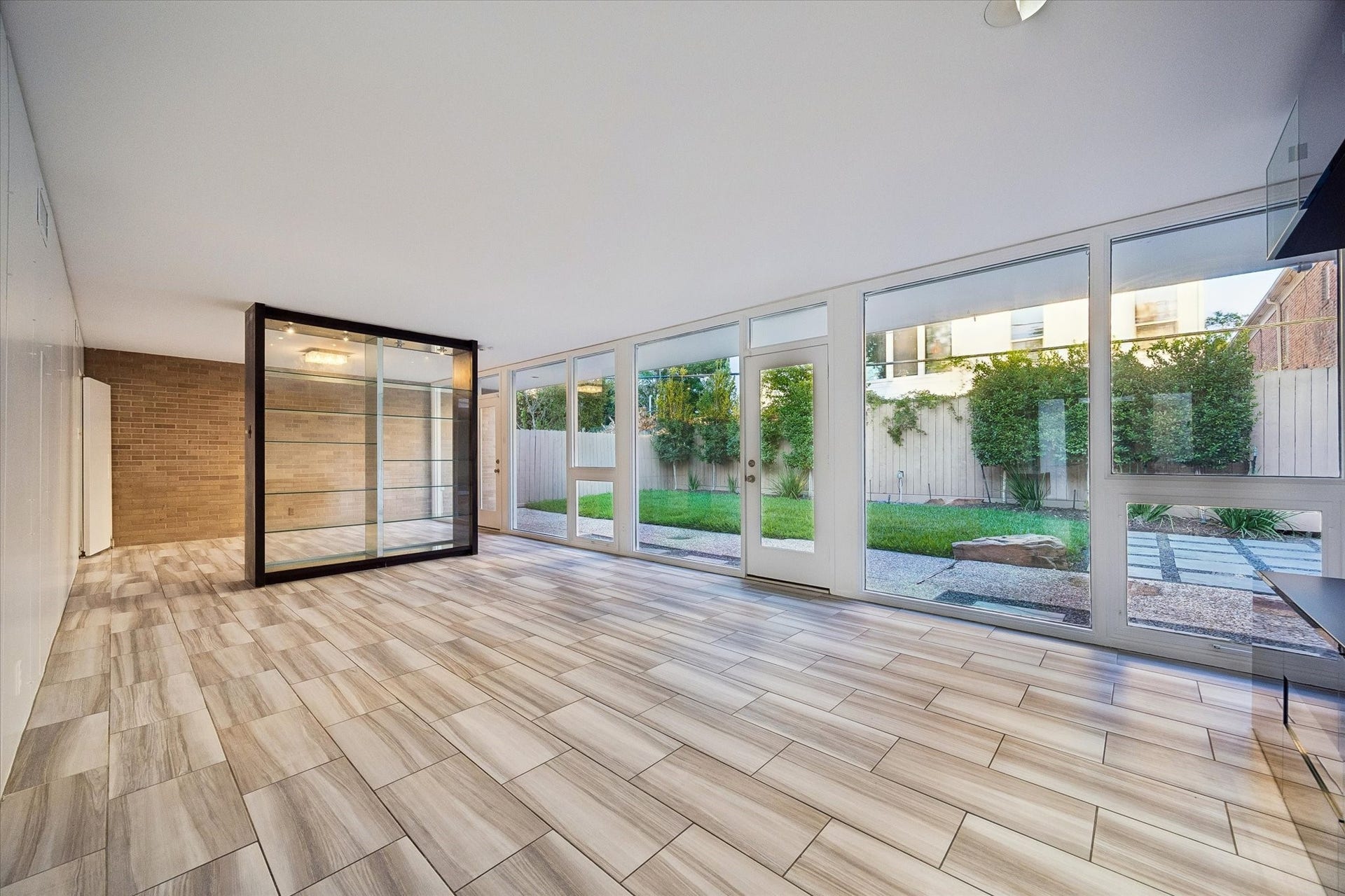 2003 Briarmead Drive, Houston, TX 77057