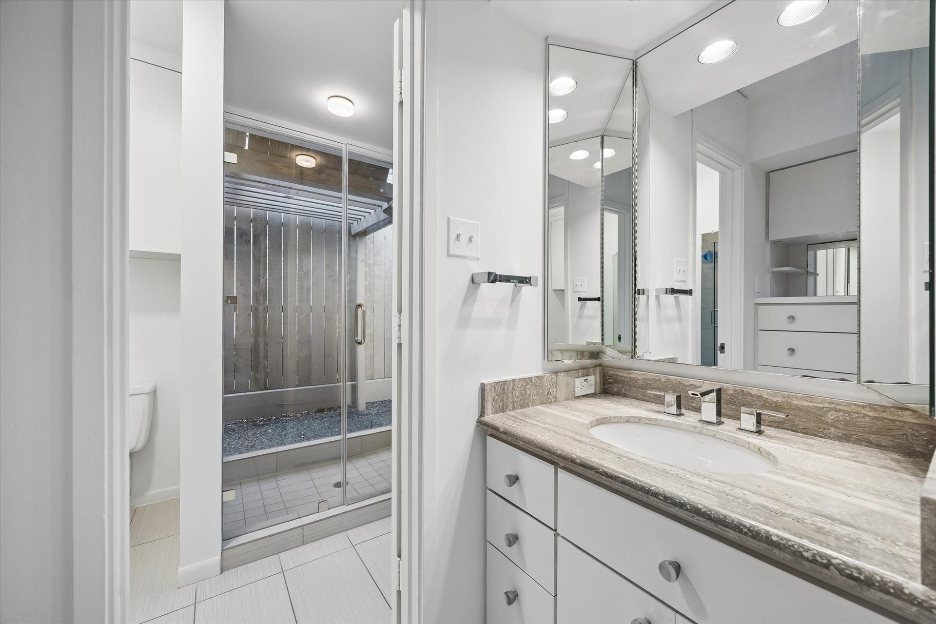 2003 Briarmead Drive, Houston, TX 77057