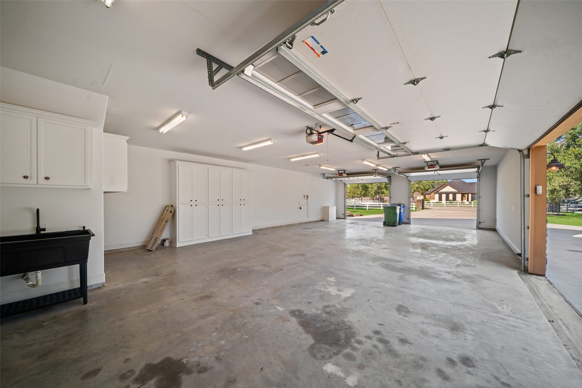 21710 Pino Lane, Crosby, TX 77532