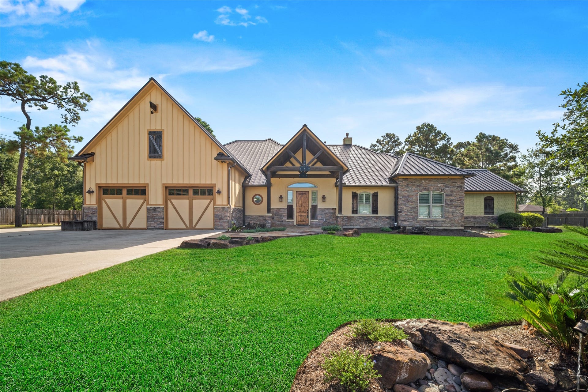 21710 Pino Lane, Crosby, TX 77532