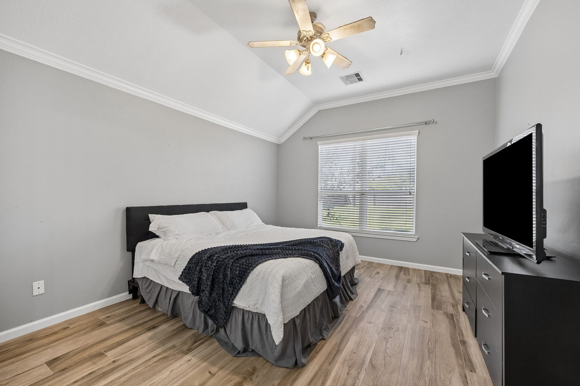 24726 Forest Canopy Drive, Katy, TX 77493 24726 Forest Canopy Drive, Katy, TX 77493