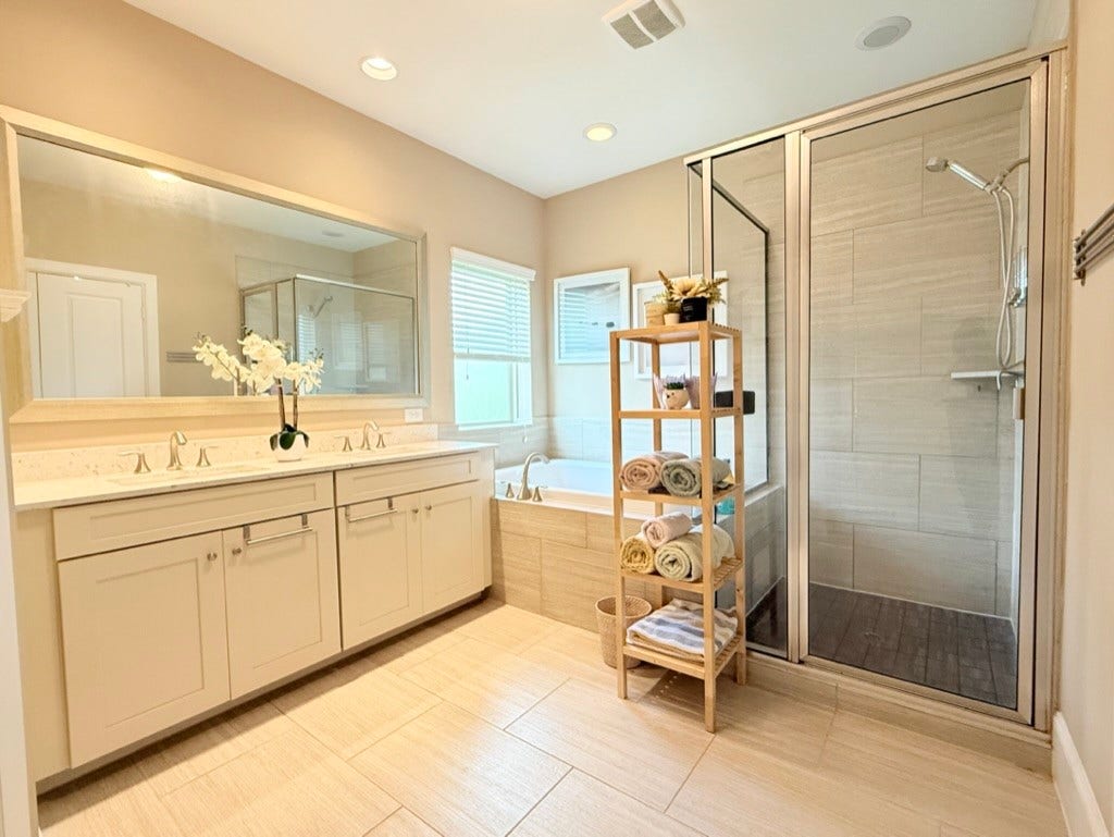 8809 Ashbloom Lane, Houston, TX 77080 8809 Ashbloom Lane, Houston, TX 77080