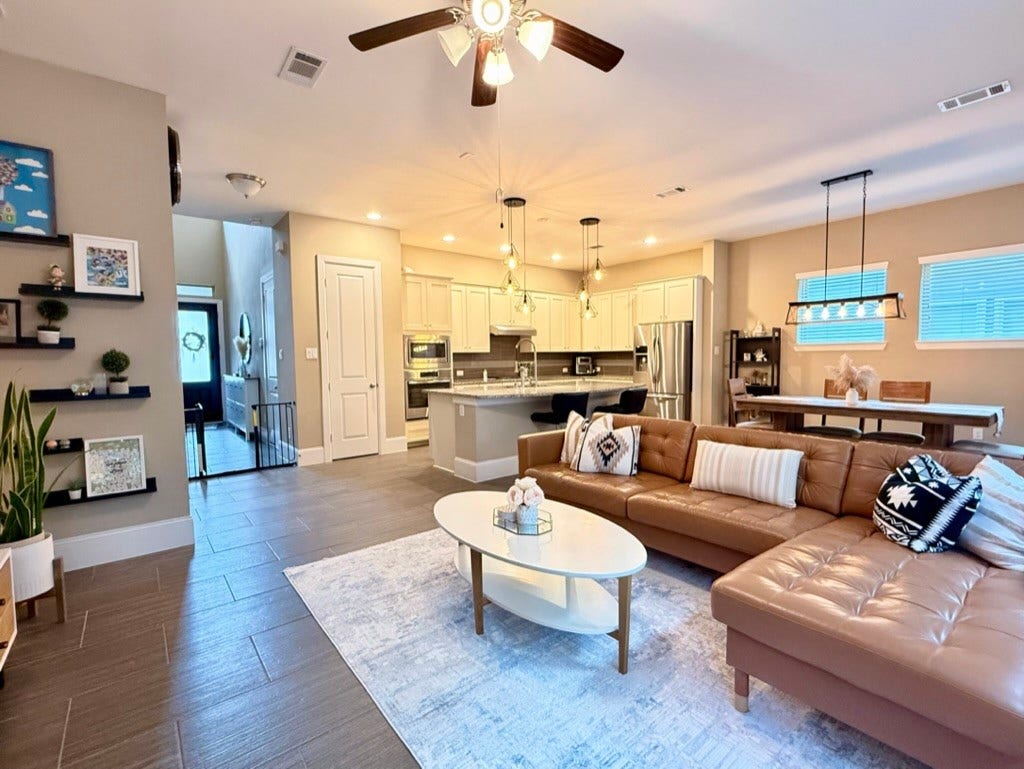 8809 Ashbloom Lane, Houston, TX 77080 8809 Ashbloom Lane, Houston, TX 77080