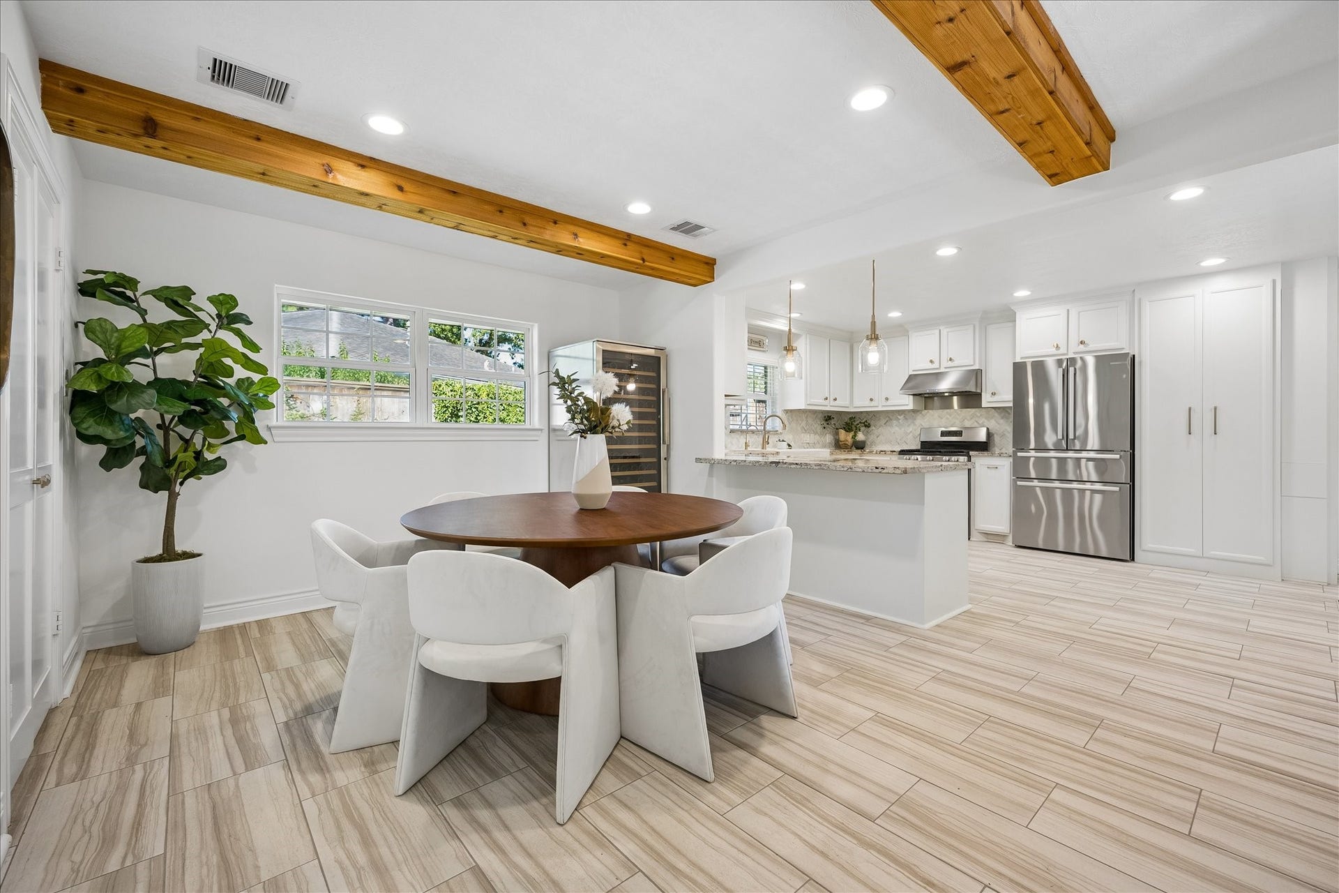 9317 Livernois Road, Houston, TX 77080 9317 Livernois Road, Houston, TX 77080