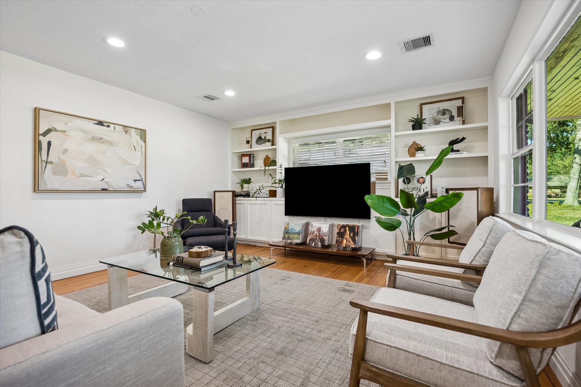 9317 Livernois Road, Houston, TX 77080 9317 Livernois Road, Houston, TX 77080