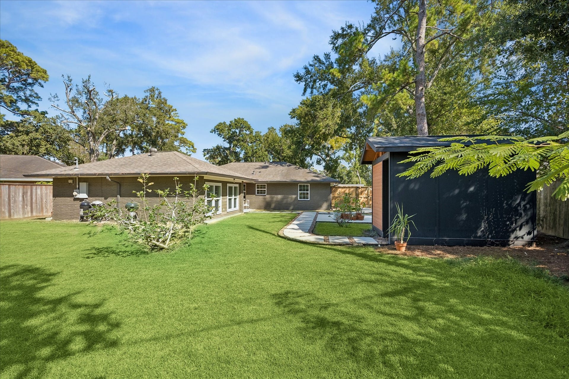 9317 Livernois Road, Houston, TX 77080 9317 Livernois Road, Houston, TX 77080