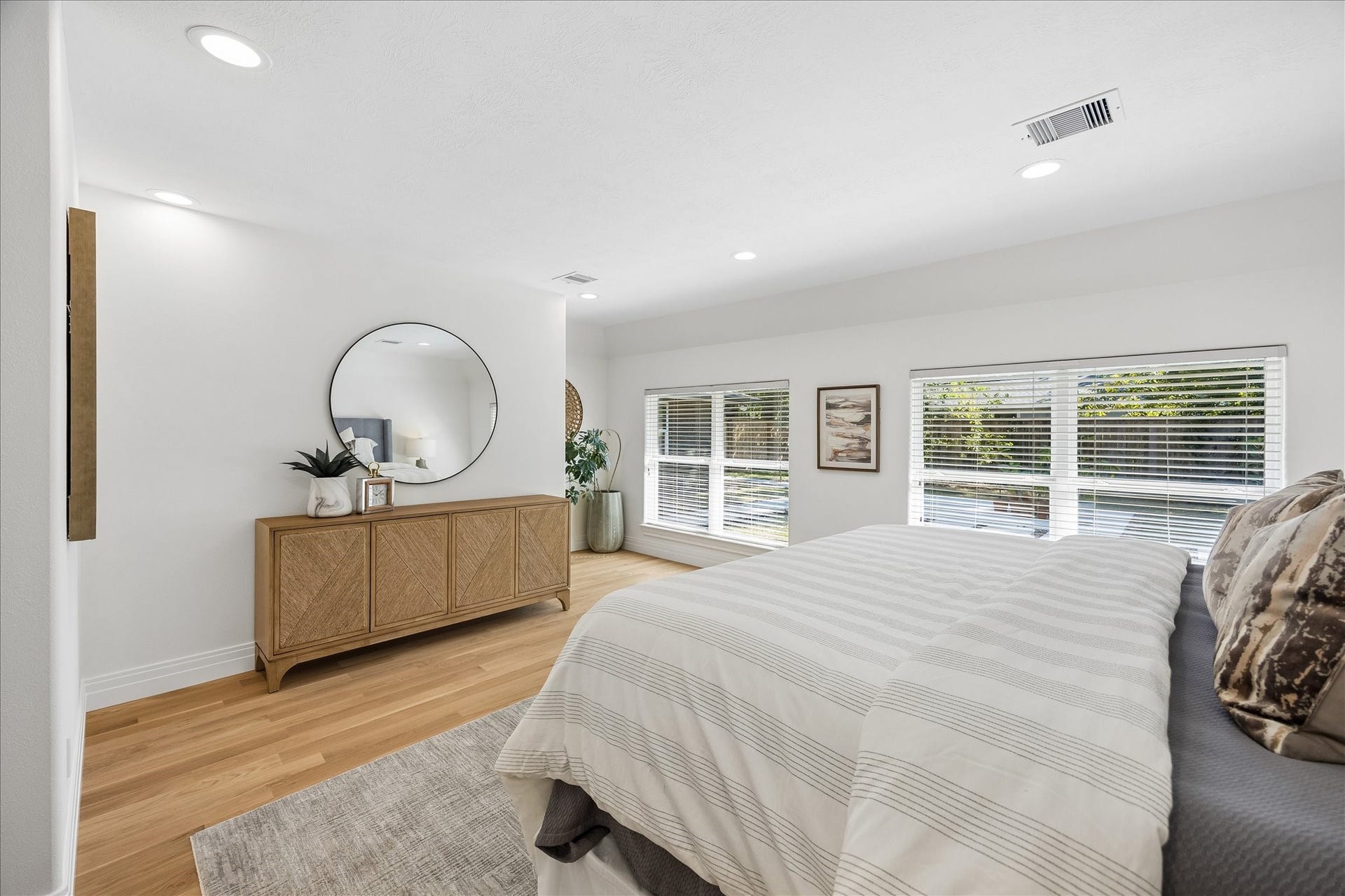 9317 Livernois Road, Houston, TX 77080 9317 Livernois Road, Houston, TX 77080