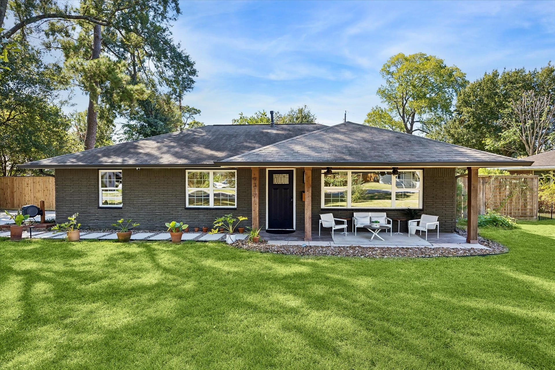 9317 Livernois Road, Houston, TX 77080 9317 Livernois Road, Houston, TX 77080