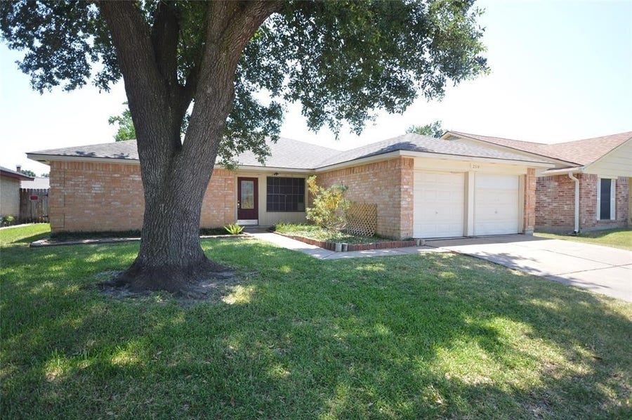 Property photo for 2314 Crooked Lane, Houston, TX