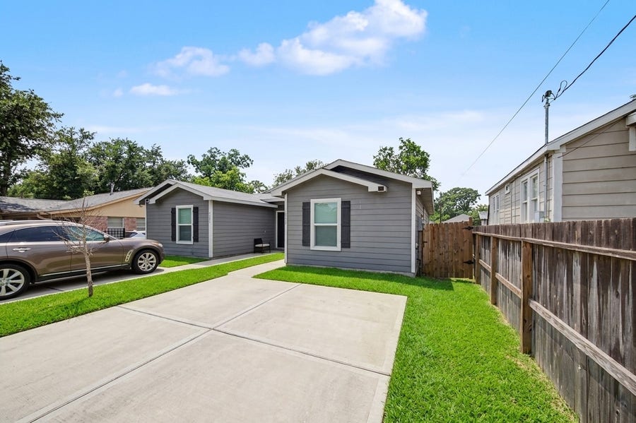 Property photo for 5409 Nielan Street, #B, Houston, TX