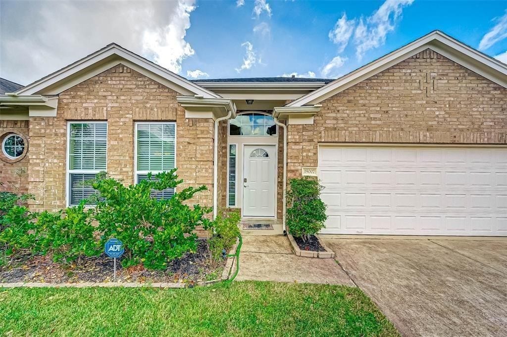 19007 Moss Bay Lane, Cypress, TX 77429 19007 Moss Bay Lane, Cypress, TX 77429