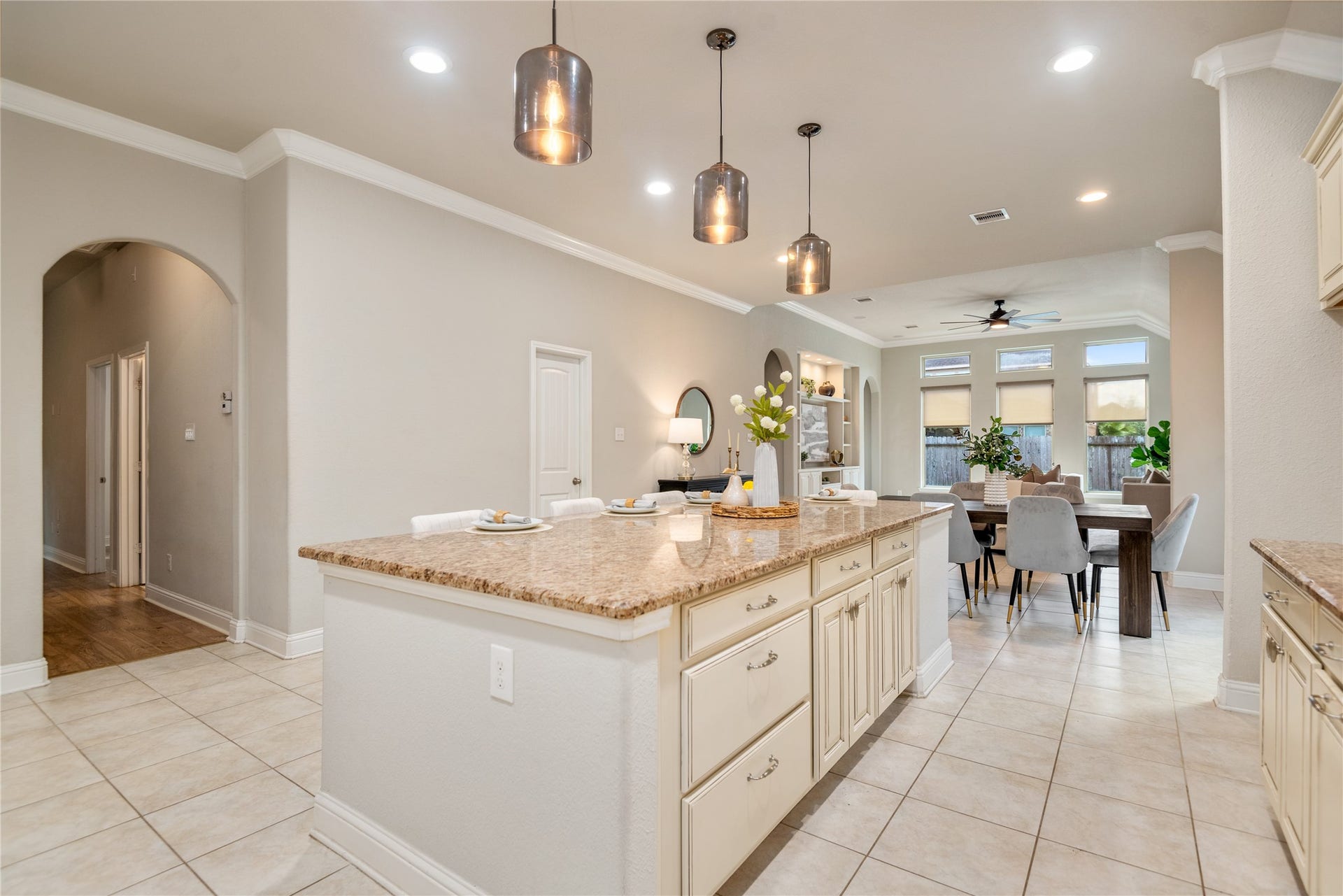 4804 Ladona Court, League City, TX 77573 4804 Ladona Court, League City, TX 77573