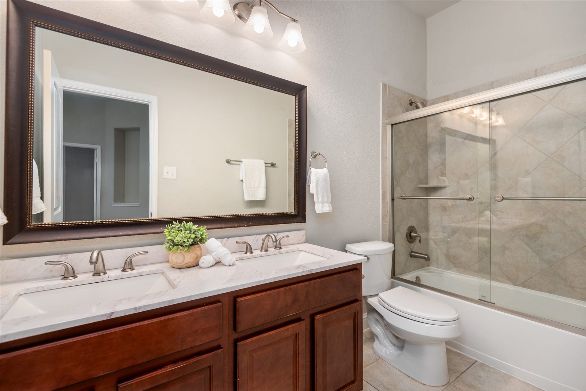 4804 Ladona Court, League City, TX 77573 4804 Ladona Court, League City, TX 77573