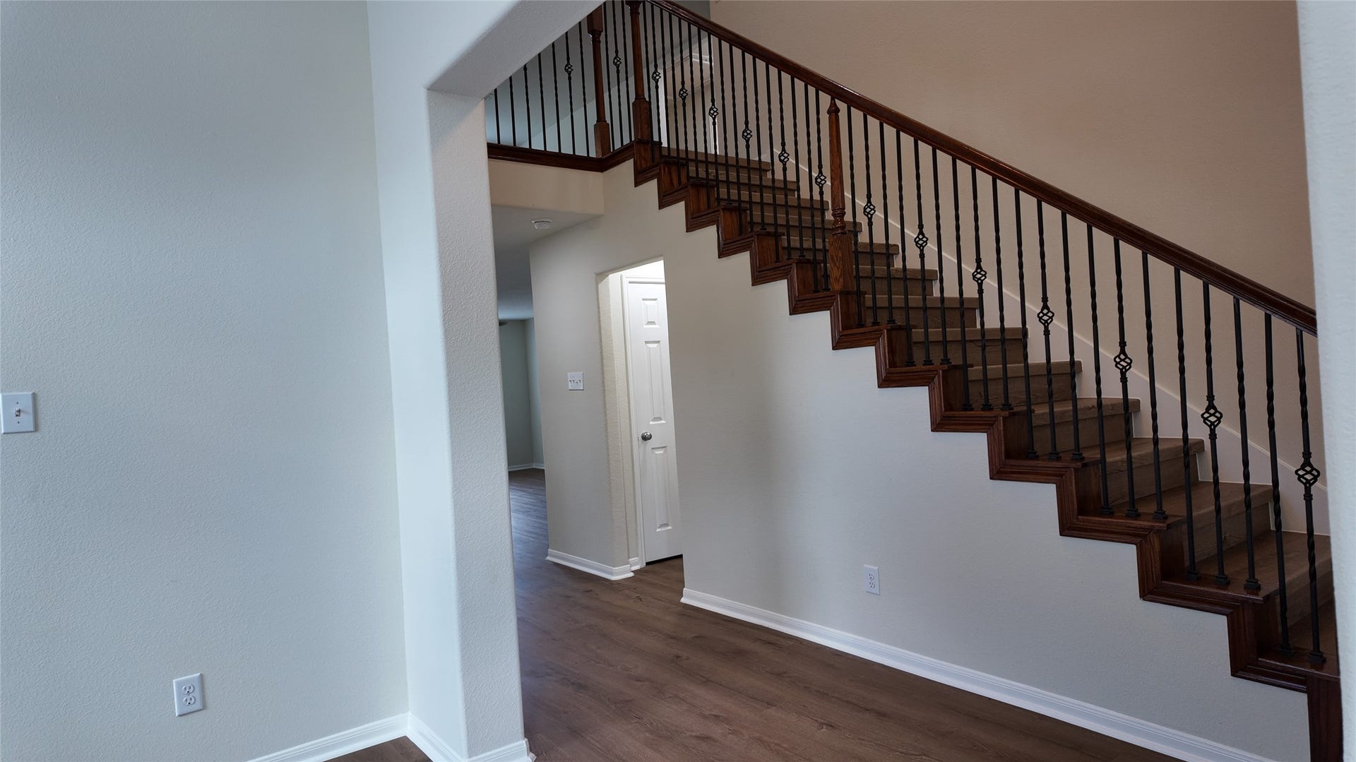 4713 HIGH CREEK CT, Alvin, TX 77511 4713 HIGH CREEK CT, Alvin, TX 77511