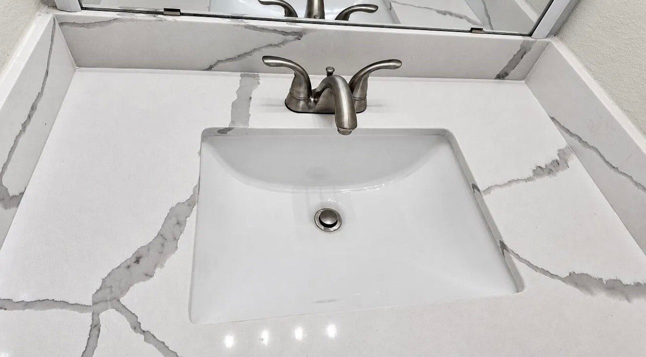 4713 HIGH CREEK CT, Alvin, TX 77511 NEW QUARTZ COUNTERTOPS