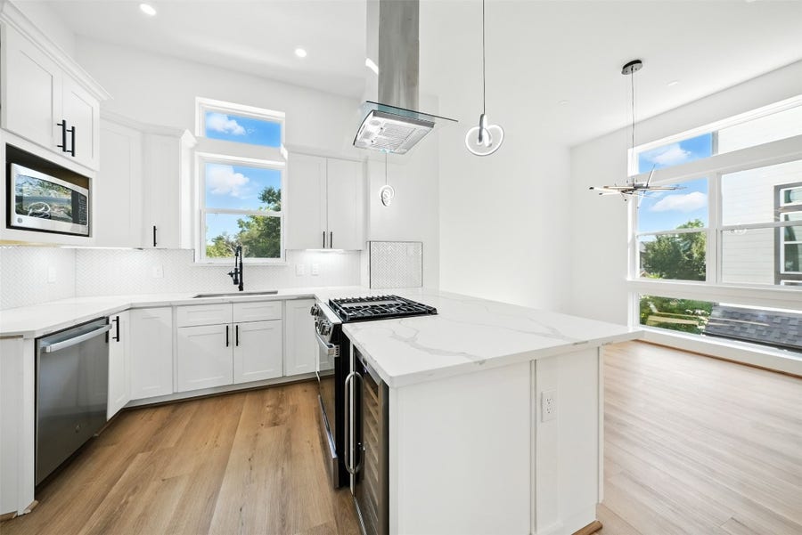 Property photo for 1913 Hoskins Drive, #E, Houston, TX