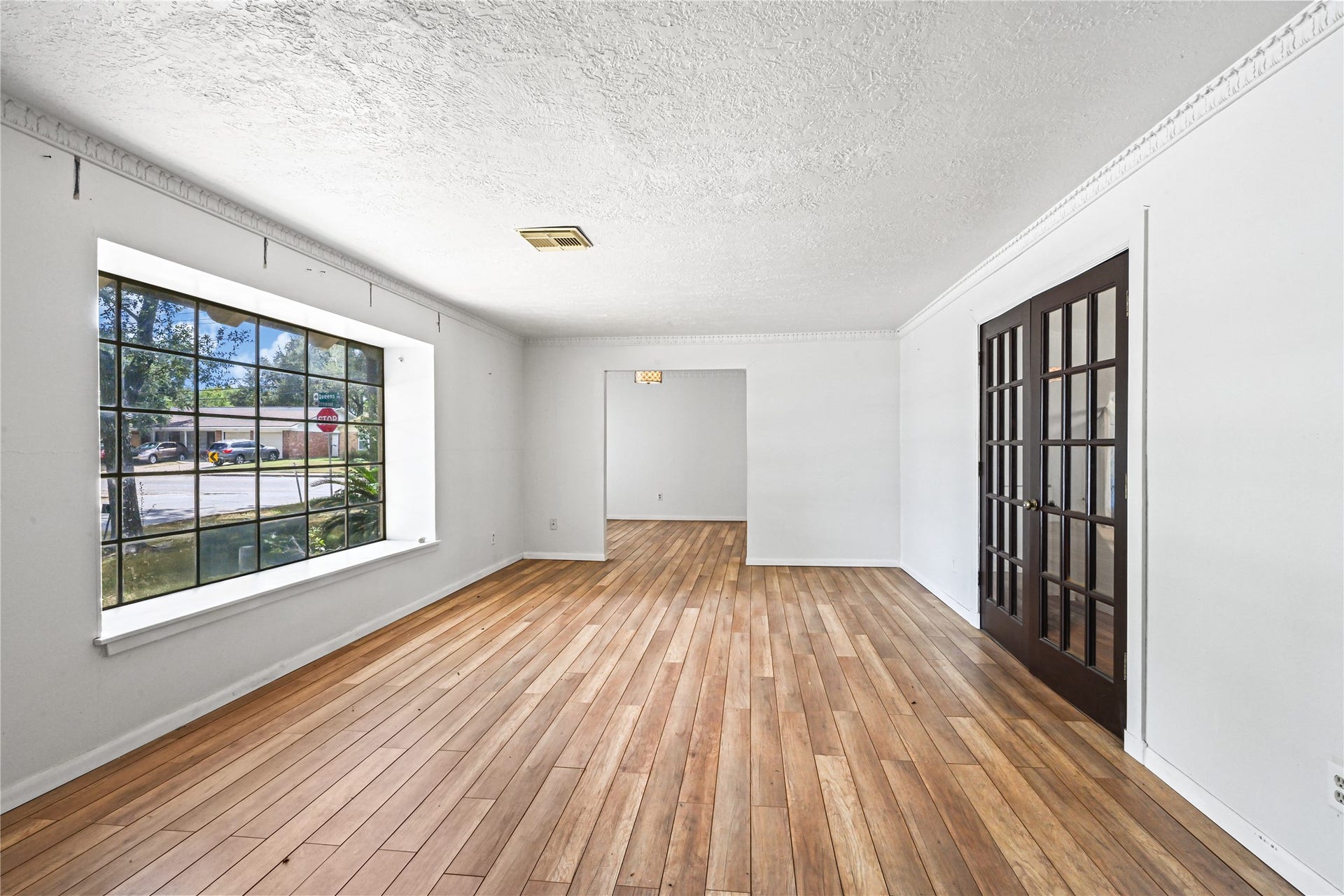 2310 Fenwood Drive, Pasadena, TX 77502 2310 Fenwood Drive, Pasadena, TX 77502