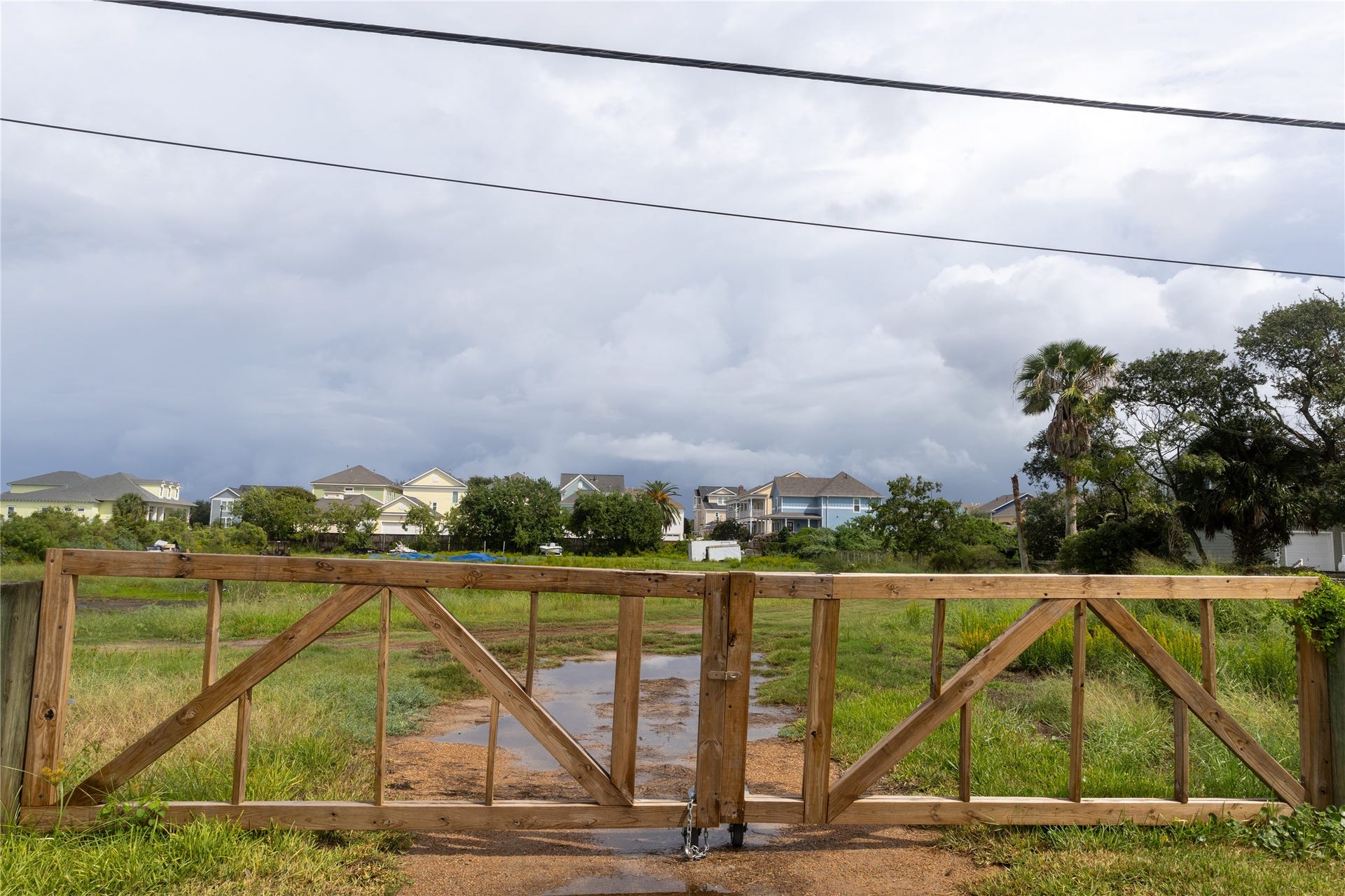 Lot 22 (22-1) 103rd Street, Galveston, TX 77554 Lot 22 (22-1) 103rd Street, Galveston, TX 77554