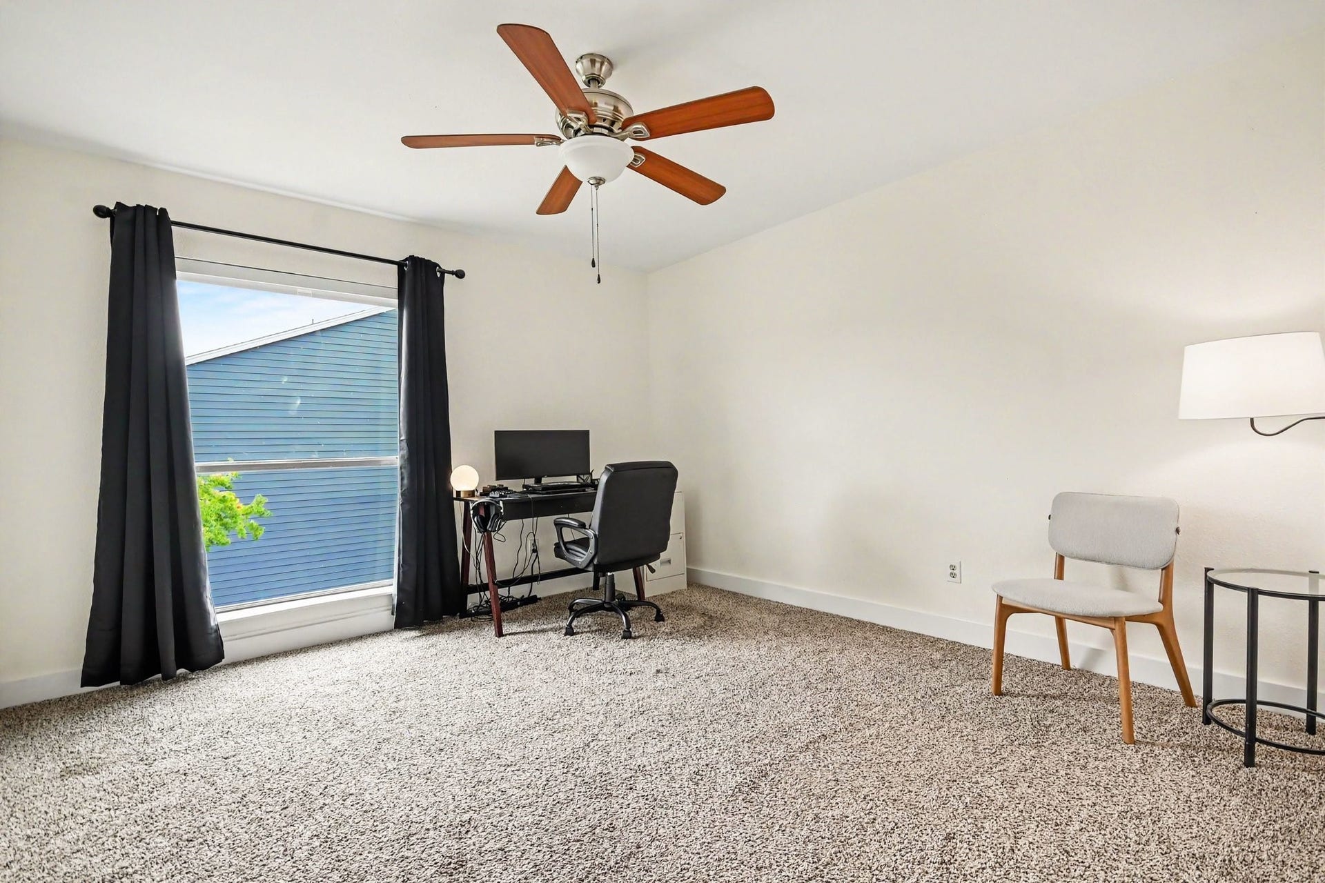 18511 Egret Bay Boulevard, #102, Webster, TX 77058 Second bedroom with flexible space for office or guests