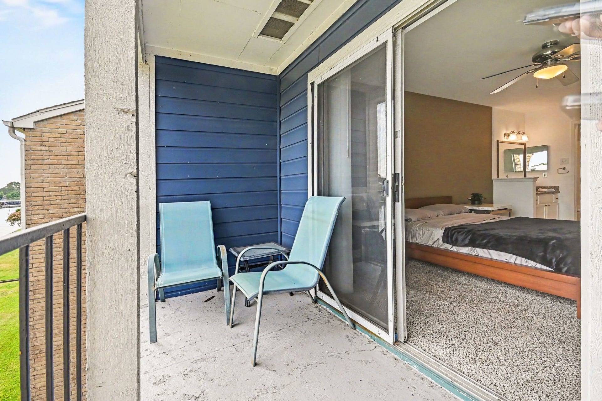 18511 Egret Bay Boulevard, #102, Webster, TX 77058 Balcony Access directly from the primary bedroom
