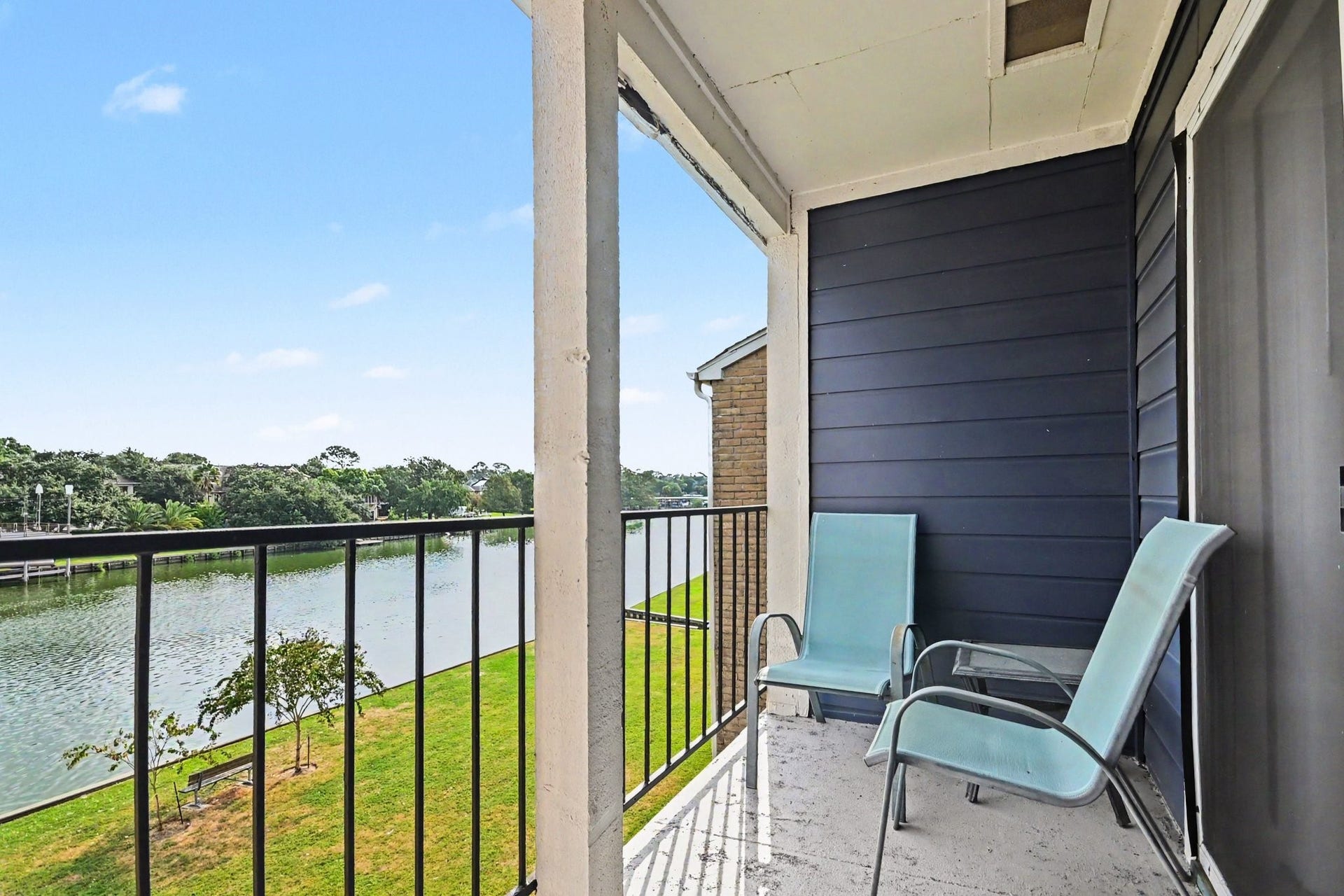 18511 Egret Bay Boulevard, #102, Webster, TX 77058 Covered balcony overlooking the water