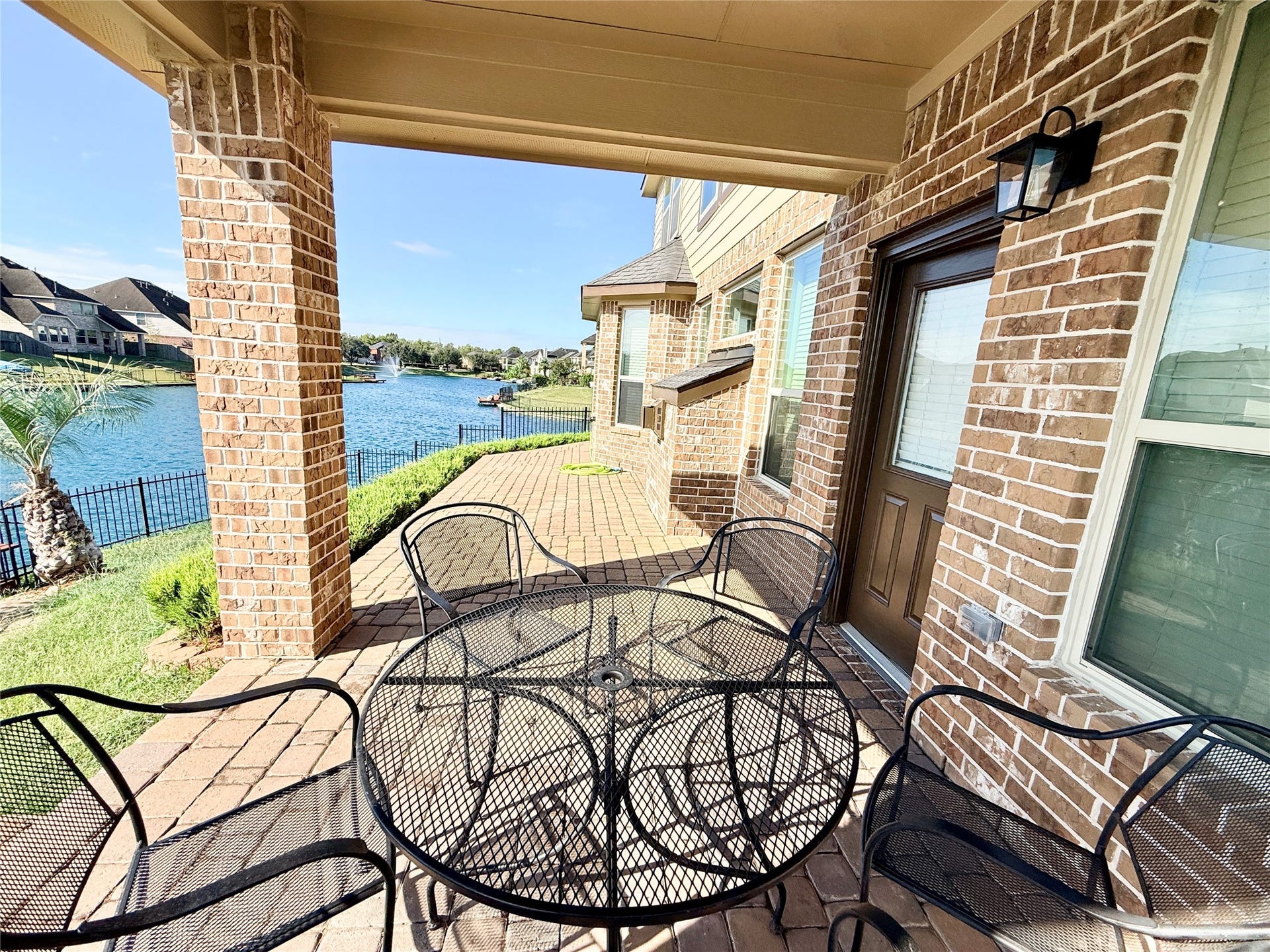 3951 Amalfi Shores Court, Missouri City, TX 77459 covered patio on the lake w/fishing & pedal boating