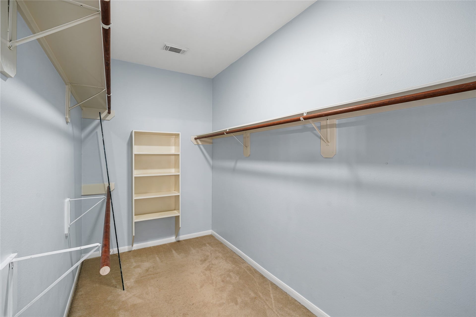 2623 Pine Shadows Drive, Sugar Land, TX 77479 Primary closet