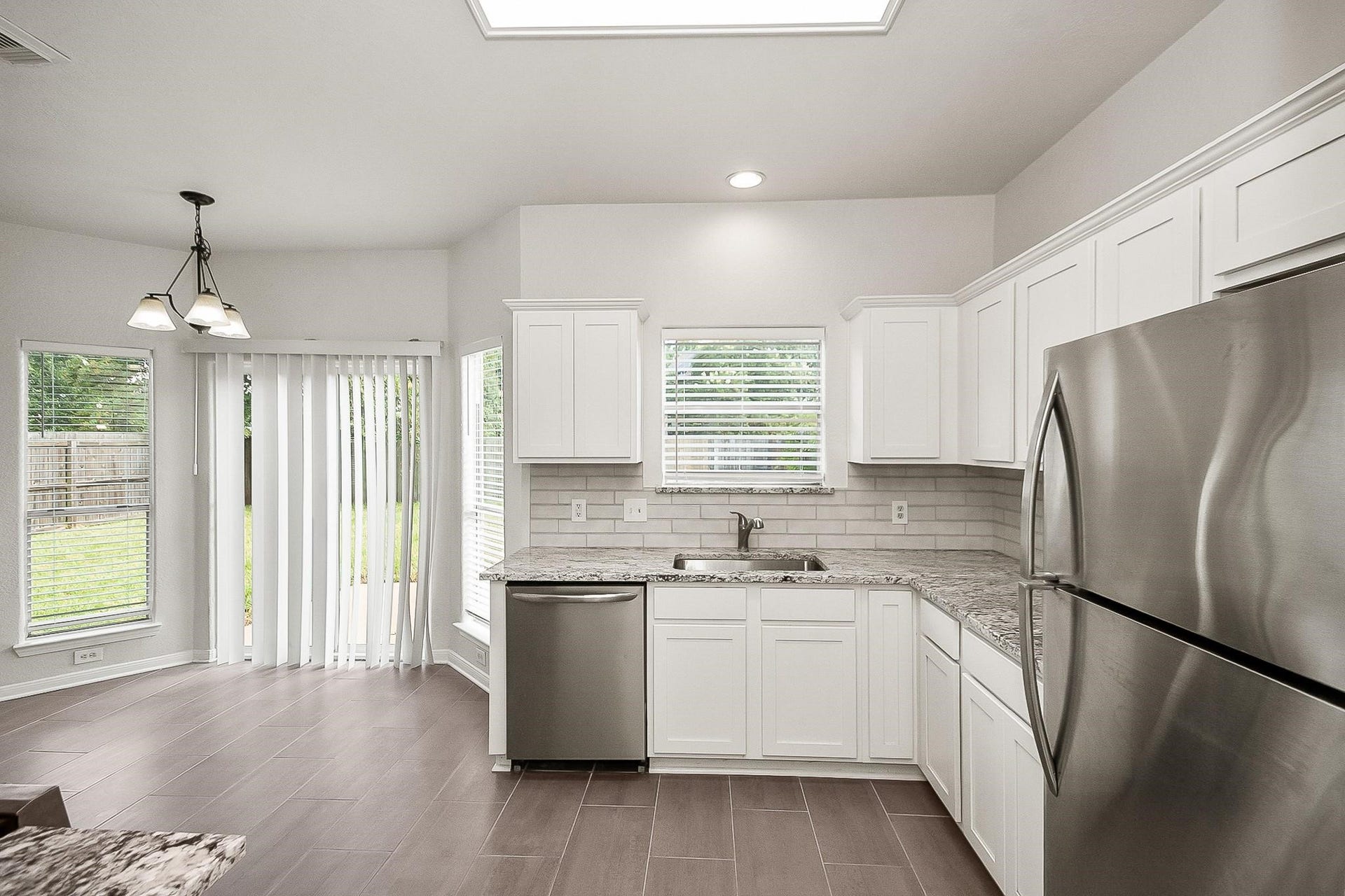 101 Cacao Street, Lake Jackson, TX 77566 101 Cacao Street, Lake Jackson, TX 77566