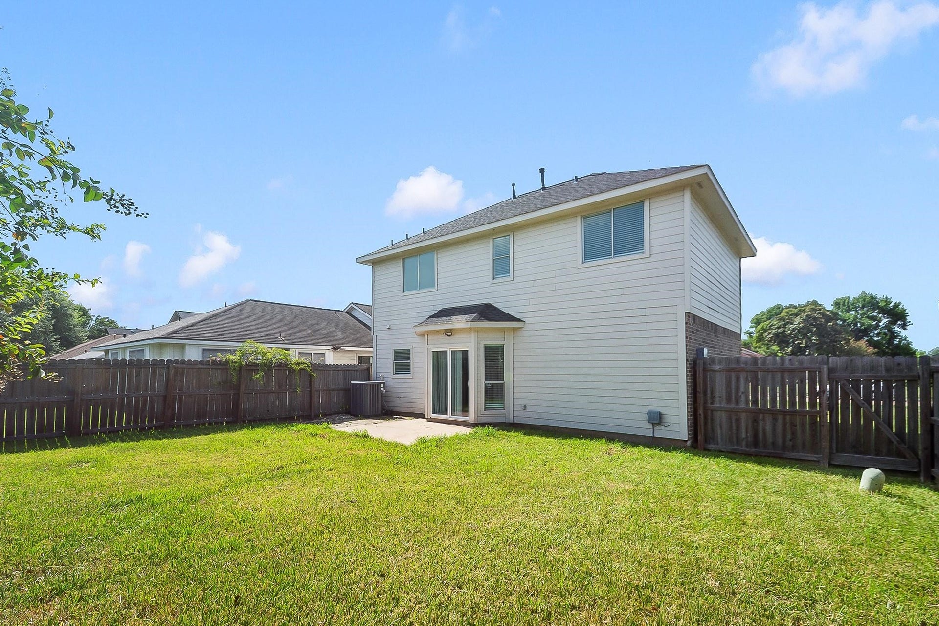 101 Cacao Street, Lake Jackson, TX 77566 101 Cacao Street, Lake Jackson, TX 77566