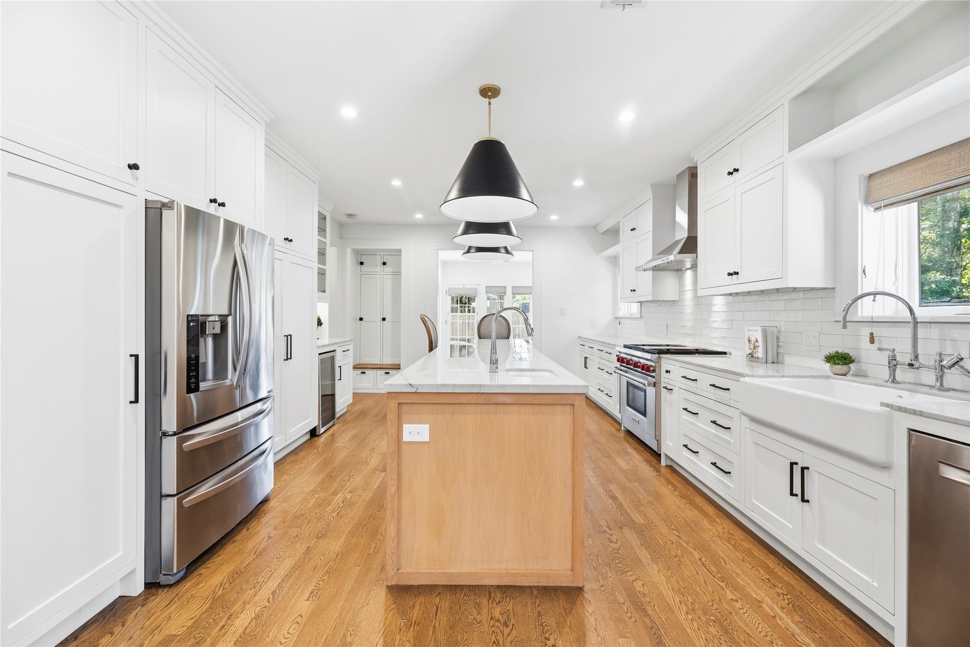 910 Fugate Street, Houston, TX 77009 910 Fugate Street, Houston, TX 77009