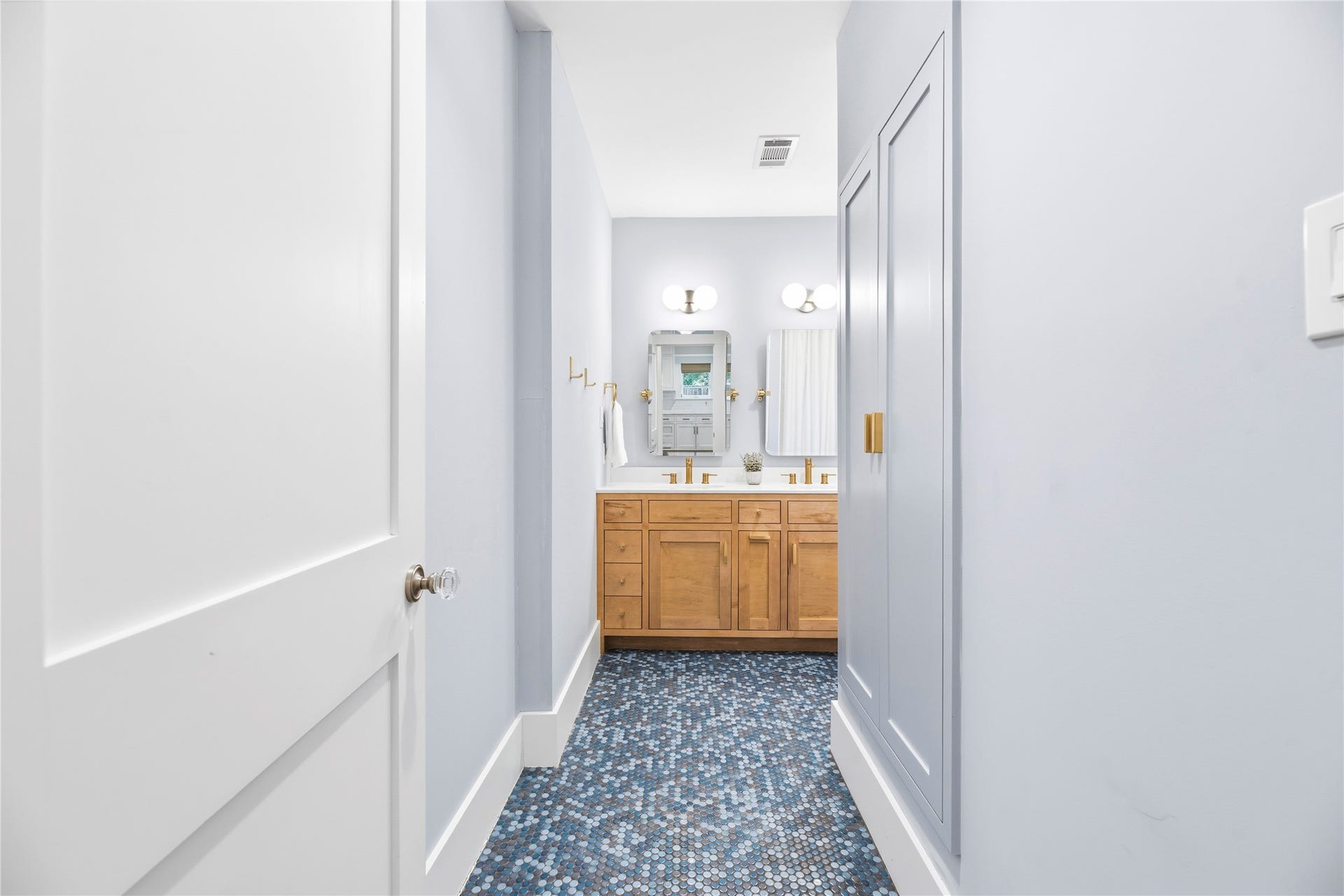 910 Fugate Street, Houston, TX 77009 910 Fugate Street, Houston, TX 77009