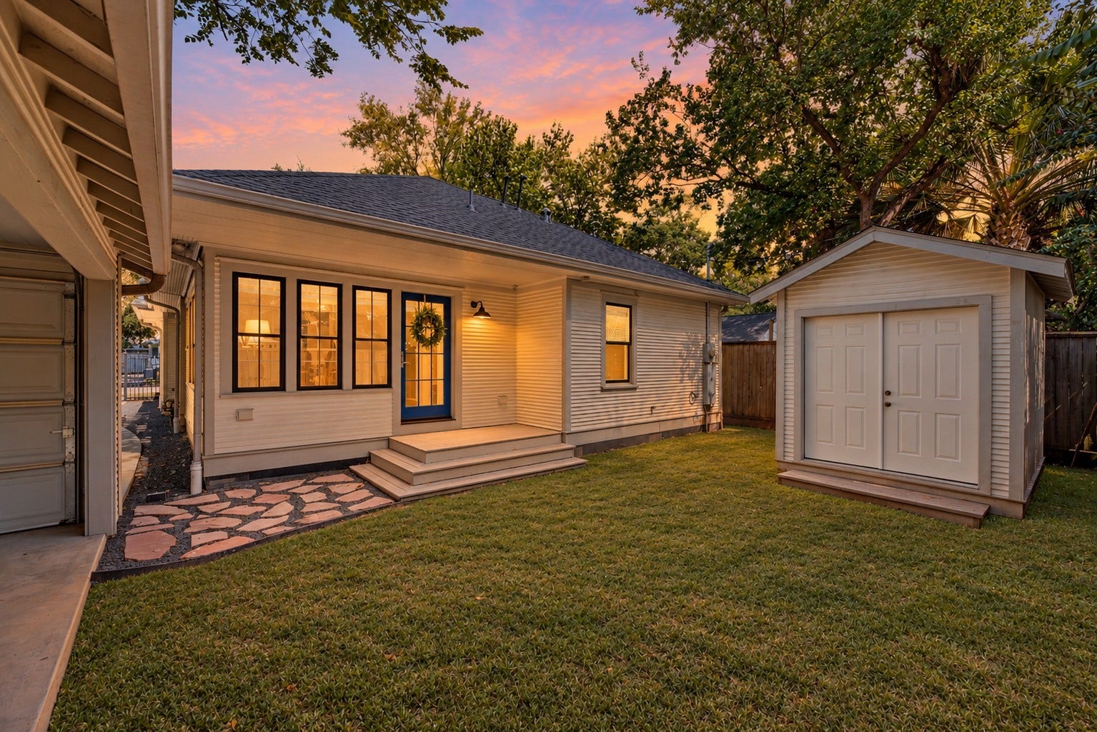 910 Fugate Street, Houston, TX 77009 910 Fugate Street, Houston, TX 77009
