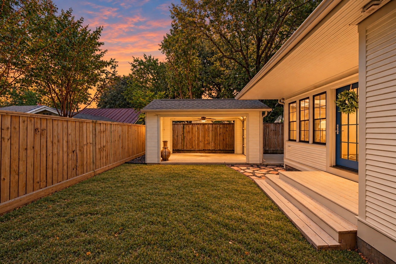 910 Fugate Street, Houston, TX 77009 910 Fugate Street, Houston, TX 77009
