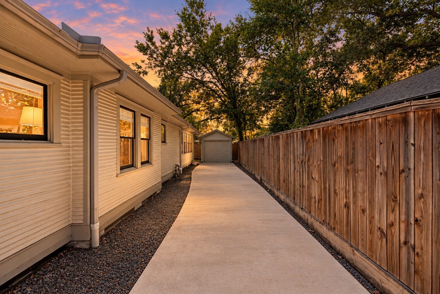 910 Fugate Street, Houston, TX 77009 910 Fugate Street, Houston, TX 77009