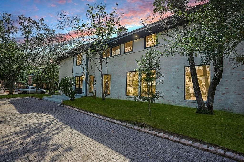 5614 Indian Circle, Houston, TX 77056 5614 Indian Circle, Houston, TX 77056